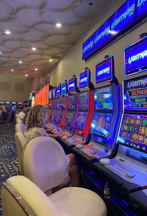 Gece Yarısı Slot Seçimi Rehberi: Kazanma İpuçları